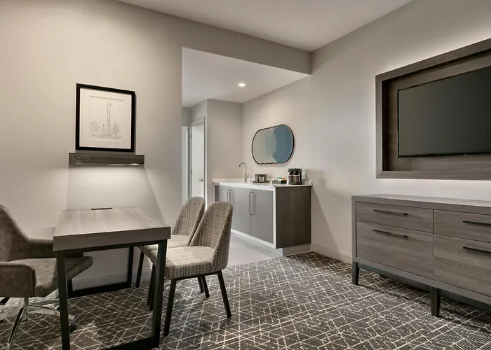 Embassy Suites By Hilton Atlanta Midtown
