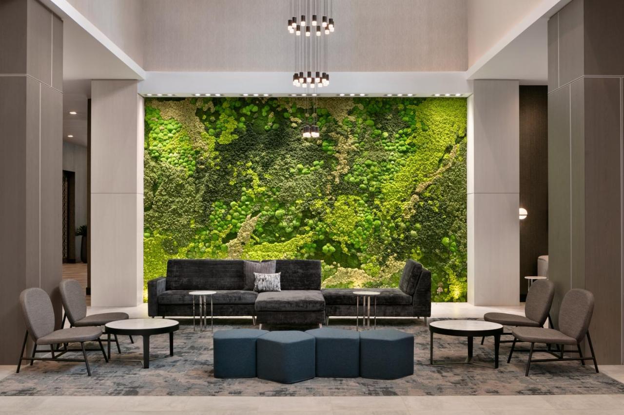 Embassy By Hilton Midtown 4*