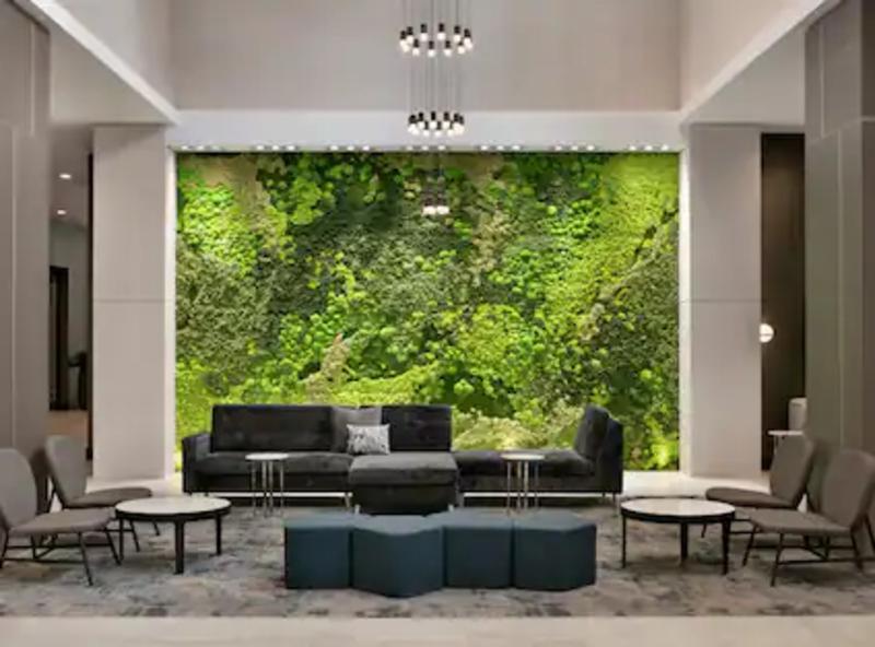 Hotel Embassy By Hilton Midtown Atlanta