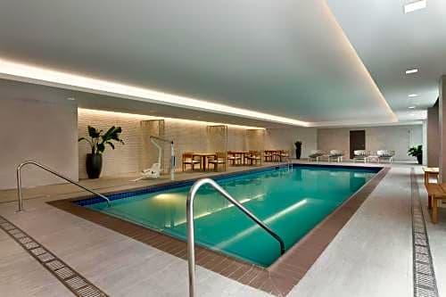 Embassy By Hilton Midtown 4*