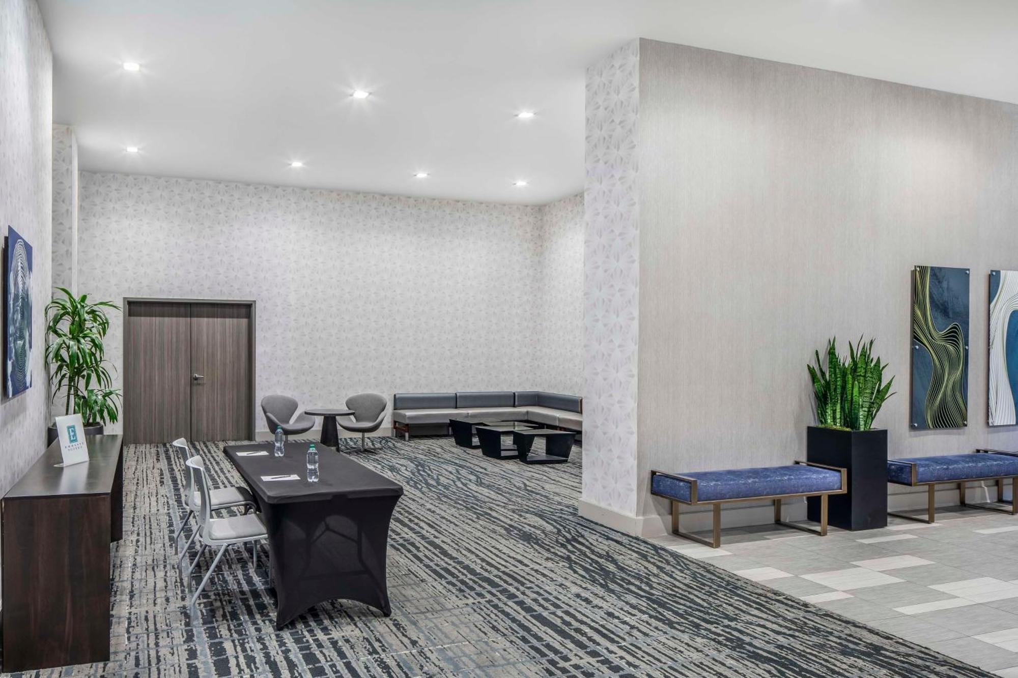 Embassy By Hilton Midtown Atlanta
