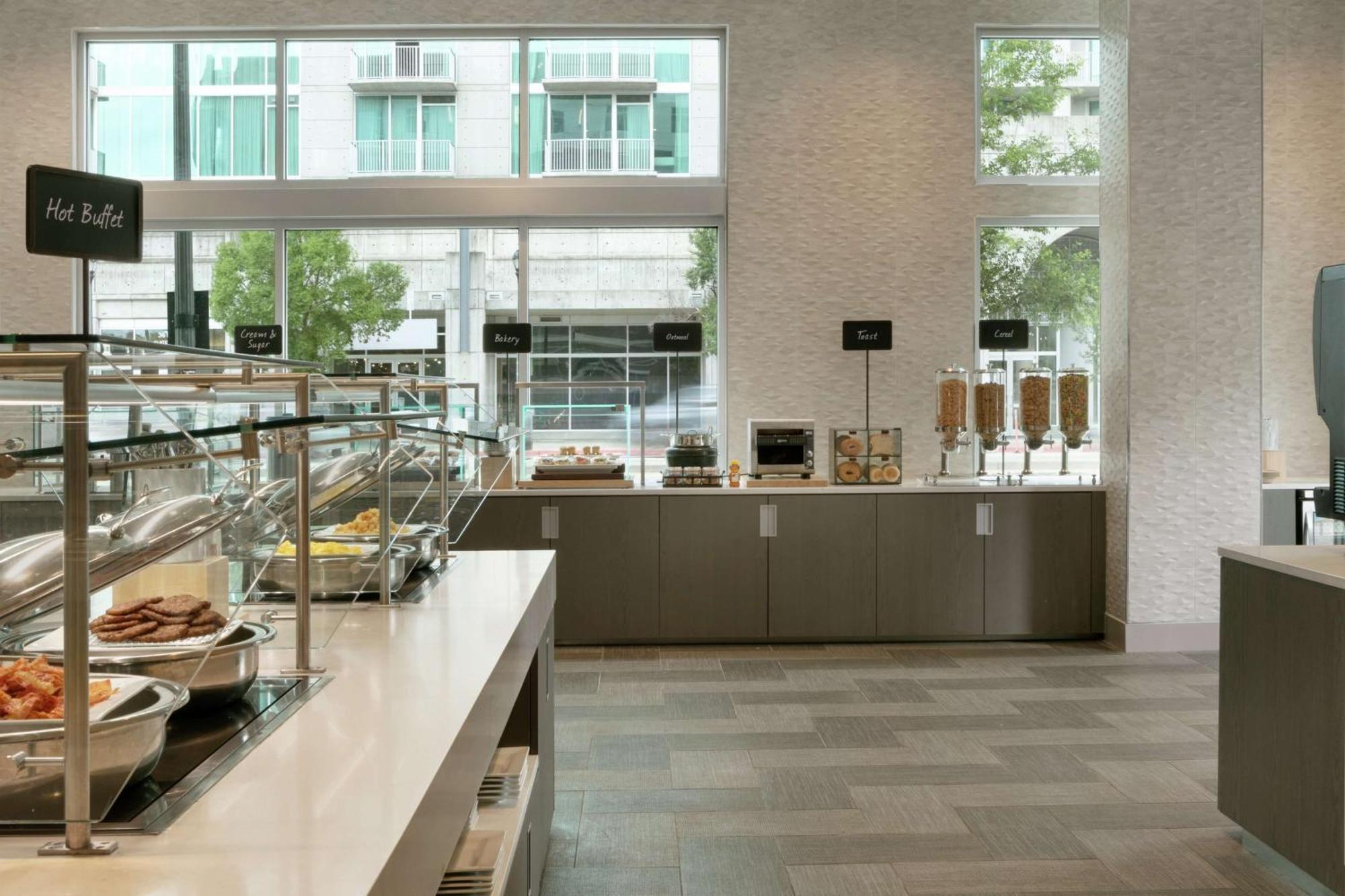 Embassy By Hilton Midtown Hotel Atlanta