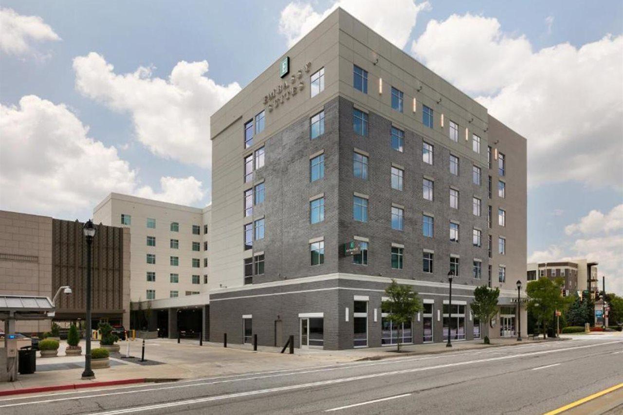 Hotel Embassy By Hilton Midtown