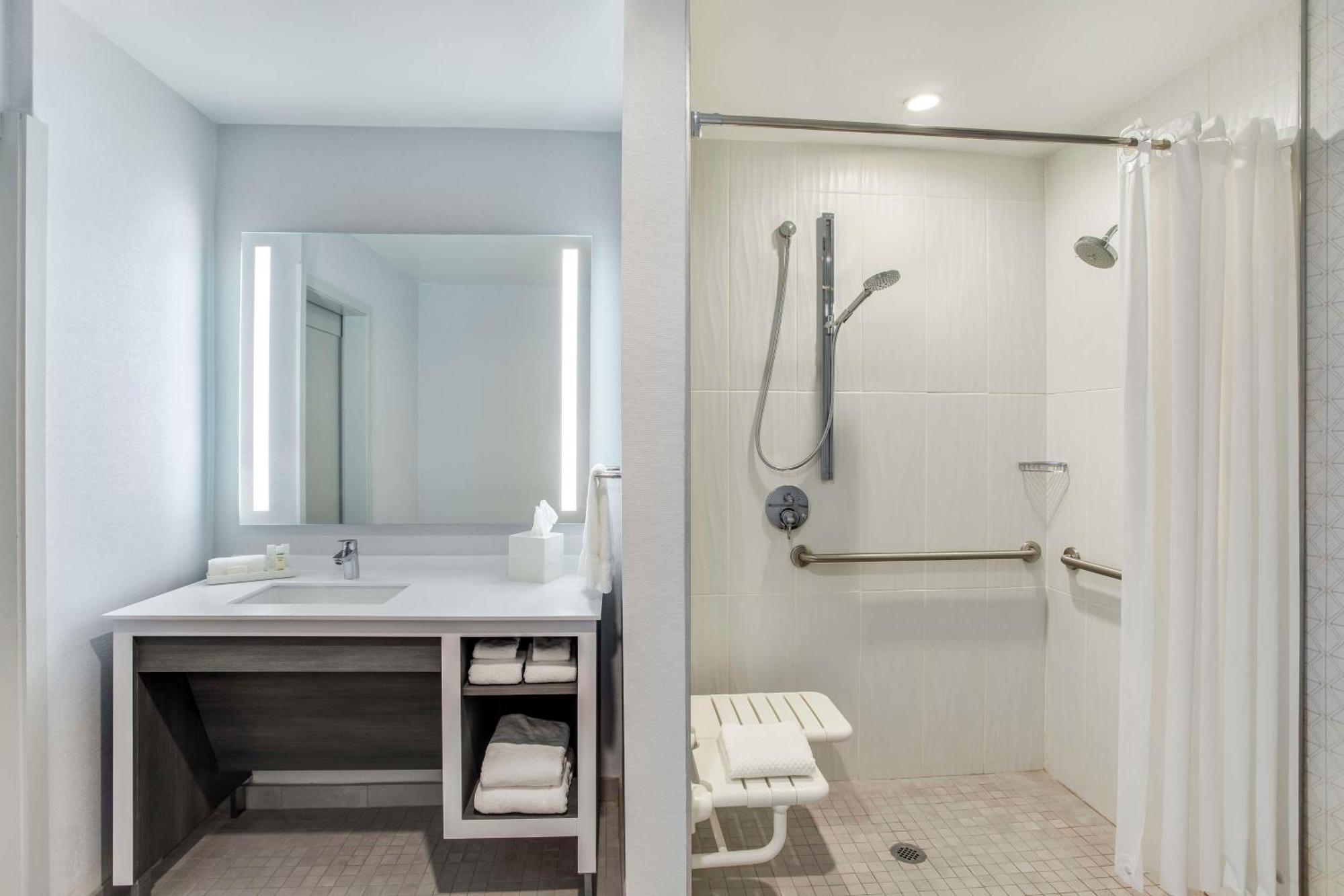 Embassy By Hilton Midtown 4* Atlanta